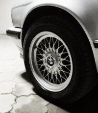 Какие размеры шин и разболтовка на BMW E34 Размер колес бмв е60